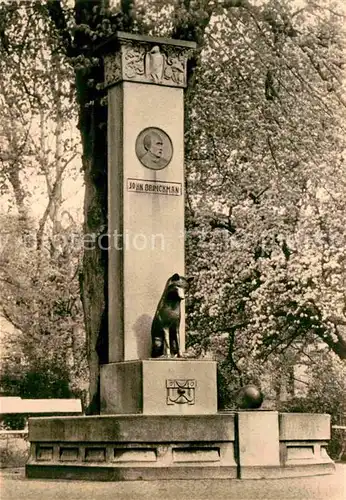 AK / Ansichtskarte Guestrow Mecklenburg Vorpommern Jahn Brinckman Brunnen Denkmal Kat. Guestrow