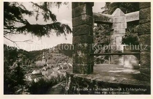 AK / Ansichtskarte Berneck Fichtelgebirge Kriegerdenkmal Kirche Burg Kat. Bad Berneck
