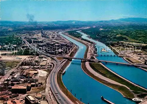 AK / Ansichtskarte Lyon France Fliegeraufnahme Rhone Autoroute Kat. Lyon