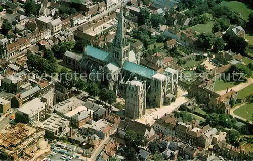 AK / Ansichtskarte Borehamwood Fliegeraufnahme Chichester Kathedrale
