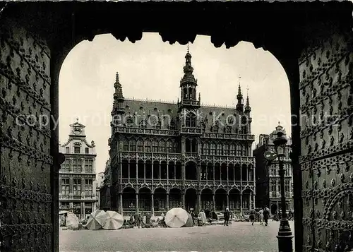 AK / Ansichtskarte Bruxelles Bruessel Koenigshaus Blick vom Rathaustor Kat. 