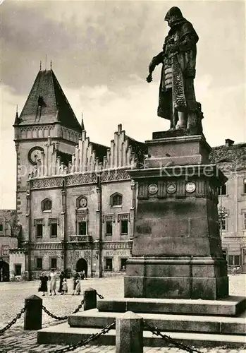AK / Ansichtskarte Tabor Suedboehmen Zizka Platz mit Rathaus 15. Jhdt. Denkmal des hussitischen Heerfuehrers Statue Kat. Tabor