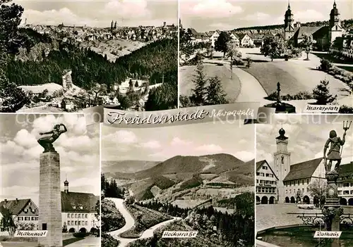 AK / Ansichtskarte Freudenstadt Panorama Luftkurort Schwarzwald Marktplatz Rathaus Neptunbrunnen Hochstrasse Mahnmal Kat. Freudenstadt