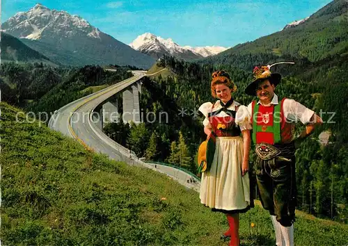AK / Ansichtskarte Saenger Band Jodlerduo Kerschbaumer Meixner Europabruecke Brenner Autobahn  Kat. Musik