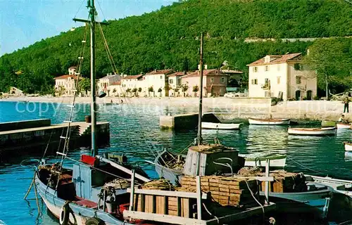 AK / Ansichtskarte Moscenicka Draga Kroatien Hafen Fischerboote Kat. Kroatien