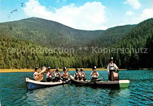 AK / Ansichtskarte Musikanten Boot Bayerischer Wald Trommel Tuba Posaune  Kat. Musik