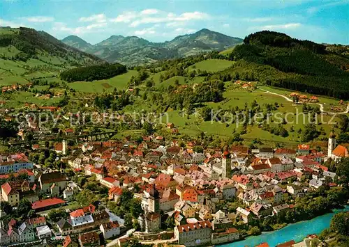 AK / Ansichtskarte Waidhofen Ybbs Stadt mit mittelalterlichem Stadtbild Voralpen Fliegeraufnahme Kat. Waidhofen an der Ybbs