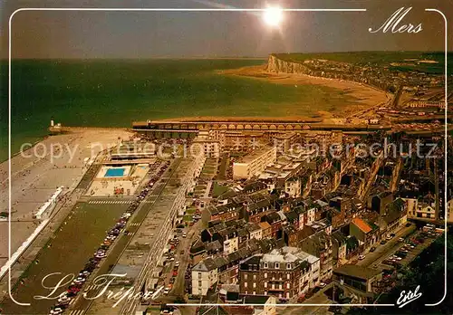 AK / Ansichtskarte Le Treport Vue generale aerienne prise du haut des falaises Kat. Le Treport