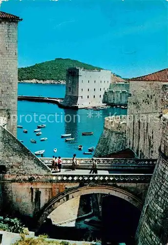 AK / Ansichtskarte Dubrovnik Ragusa Stadtmauern Kat. Dubrovnik