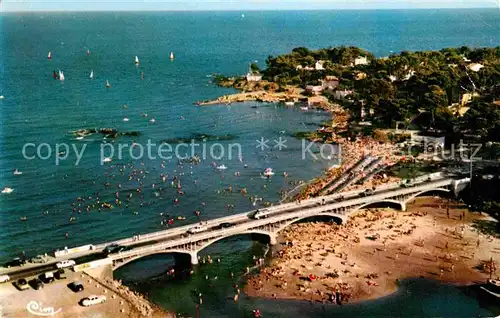 AK / Ansichtskarte Saint Aygulf Var Vue panoramique de la plage vue aerienne Kat. Frejus