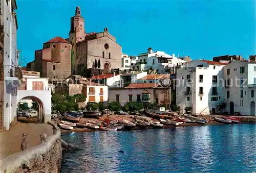 AK / Ansichtskarte Cadaques Hafen Kirche Costa Brava Serie II Num 2072 Kat. Costa Brava