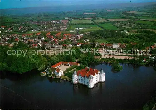 AK / Ansichtskarte Gluecksburg Ostseebad Stadtbild mit Wasserschloss Fliegeraufnahme Kat. Gluecksburg (Ostsee)