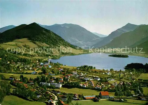AK / Ansichtskarte Schliersee Panorama mit Brecherspitze und Jaegerkamp Mangfallgebirge Kat. Schliersee