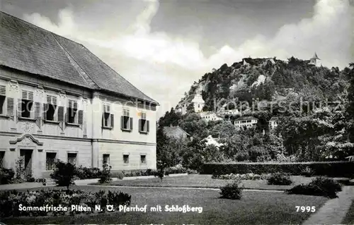 AK / Ansichtskarte Pitten Pfarrhof mit Schlossberg Kat. Pitten