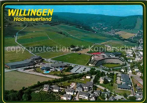 AK / Ansichtskarte Willingen Sauerland Heilklimatischer Kneipp Kurort Wintersportplatz Fliegeraufnahme Kat. Willingen (Upland)