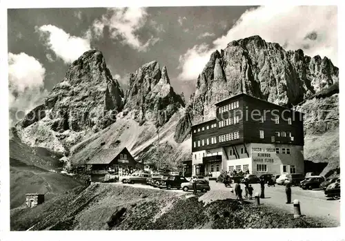 AK / Ansichtskarte Passo Sella Rifugio Maria Flora Dolomiten Kat. Italien