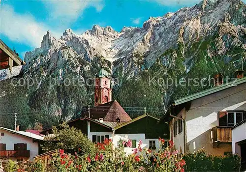 AK / Ansichtskarte Mittenwald Bayern Ortspartie mit Kirche Kat. Mittenwald
