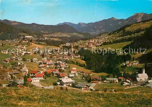 AK / Ansichtskarte Hirschegg Kleinwalsertal Vorarlberg mit Riezlern Kat. Mittelberg