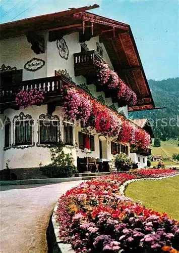 AK / Ansichtskarte Bayrischzell Blumenschmuck am Zellerbauernhof Kat. Bayrischzell