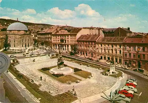 AK / Ansichtskarte Pecs Szechenyi ter a Nador Szalloval Platz Denkmal Hotel Nador Kat. Pecs