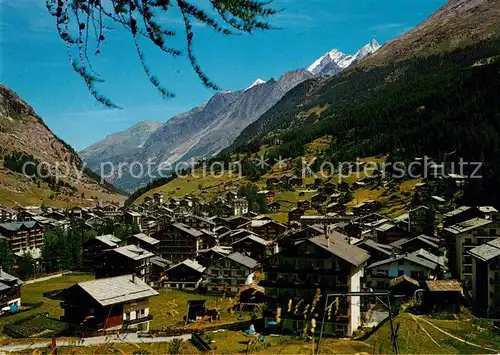 AK / Ansichtskarte Zermatt VS Dorfansicht mit Dom und Taeschhorn Walliser Alpen Kat. Zermatt