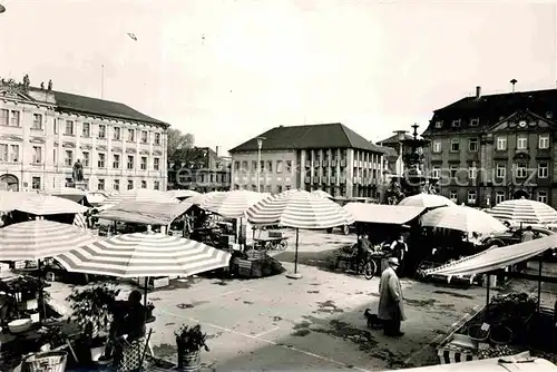 AK / Ansichtskarte Erlangen Marktplatz Kat. Erlangen