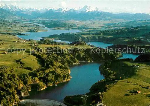 AK / Ansichtskarte Greyerz Greyerzer See und Moleson Alpenpanorama Fliegeraufnahme Kat. Gruyeres