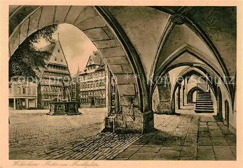 AK / Ansichtskarte Hildesheim Marktplatz Kat. Hildesheim