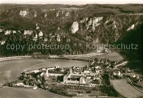 AK / Ansichtskarte Beuron Donautal Fliegeraufnahme Erzabtei mit Burg Wildenstein Kat. Beuron