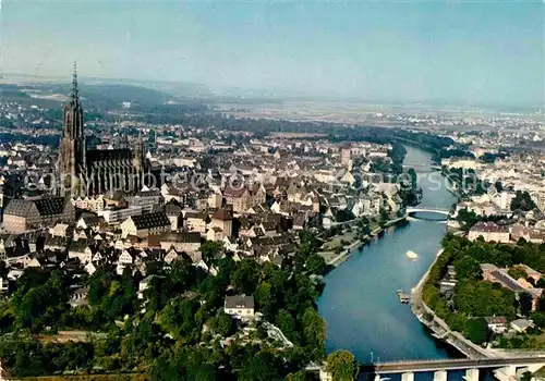 AK / Ansichtskarte Ulm Donau Stadtpanorama mit Muenster und Donau Fliegeraufnahme Kat. Ulm