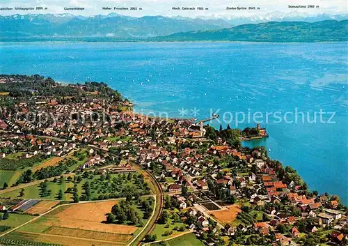 AK / Ansichtskarte Langenargen Bodensee mit Alpen Fliegeraufnahme Kat. Langenargen