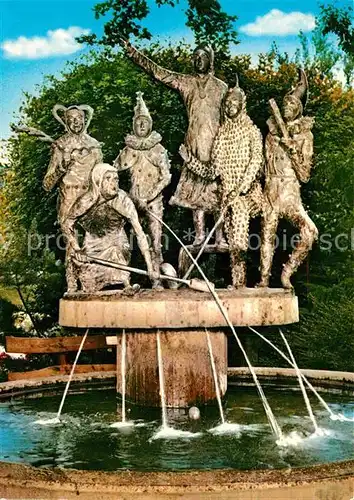 AK / Ansichtskarte Wolfach Narrenbrunnen Kat. Wolfach Schwarzwald