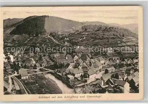 AK / Ansichtskarte Schiltach mit Schlossberg und Simonskopf Kat. Schiltach Schwarzwald