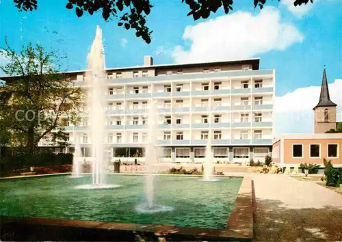 AK / Ansichtskarte Bad Wildungen Sanatorium Wicker Fontaene Wasserspiele Kat. Bad Wildungen