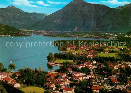 AK / Ansichtskarte Bad Wiessee Tegernsee Weltkurort mit Wallberg und Bodenschneid Mangfallgebirge Fliegeraufnahme