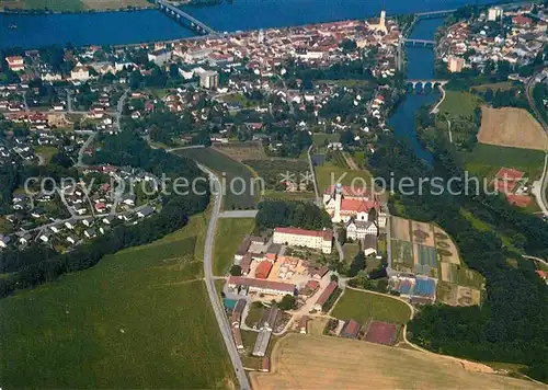 AK / Ansichtskarte Vilshofen Donau Abtei Schweiklberg Fliegeraufnahme  Kat. Vilshofen an der Donau