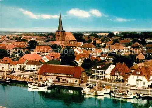 AK / Ansichtskarte Neustadt Holstein Luftaufnahme Schiffbruecke Kat. Neustadt in Holstein