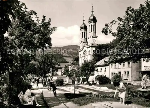 AK / Ansichtskarte Todtnau Kirche Minigolfplatz Kat. Todtnau