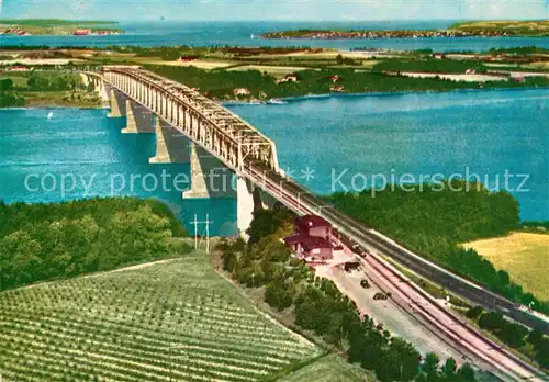 AK / Ansichtskarte Lillebaeltsbroen Eisenbahnbruecke Kat. Middelfart