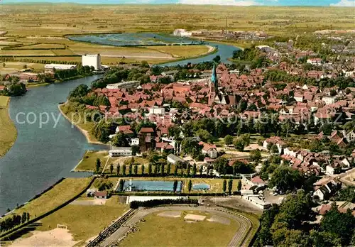 AK / Ansichtskarte Nienburg Weser Fliegeraufnahme Kat. Nienburg (Weser)