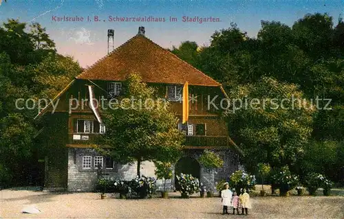 AK / Ansichtskarte Karlsruhe Baden Schwarzwaldhaus Stadtgarten