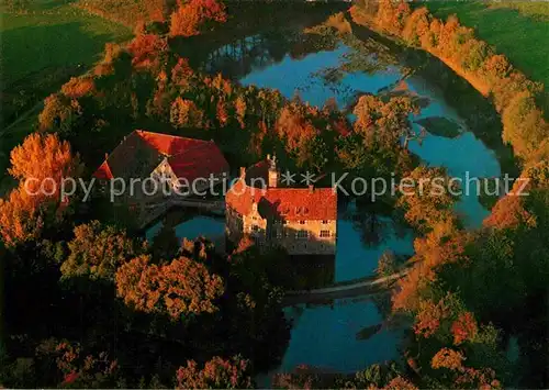 AK / Ansichtskarte Luedinghausen Burg Vischering Herbststimmung Fliegeraufnahme Kat. Luedinghausen