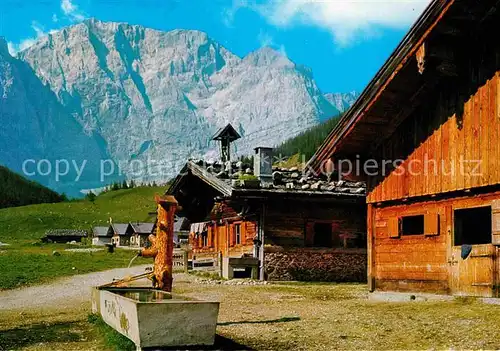 AK / Ansichtskarte Garmisch Partenkirchen In der Eng mit Karwendel Kat. Garmisch Partenkirchen