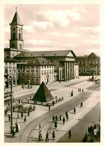 AK / Ansichtskarte Karlsruhe Baden Marktplatz Pyramide Strassenbahn