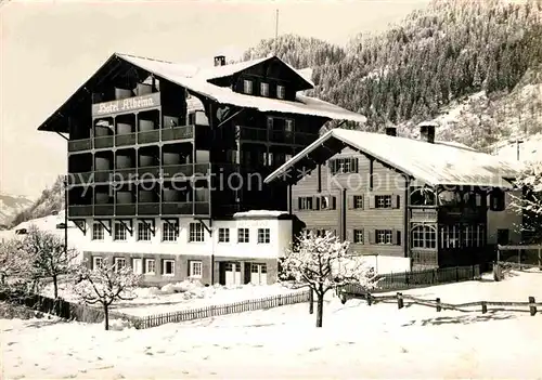 AK / Ansichtskarte Klosters Dorf Hotel Albeina