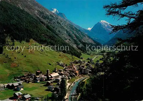 AK / Ansichtskarte Saas Grund Panorama mit Mittelgrat Walliser Alpen Kat. Saas Grund
