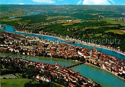 AK / Ansichtskarte Passau Fliegeraufnahme Drei Fluesse Stadt Donau Inn Ilz Kat. Passau