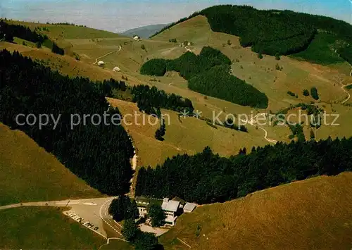 AK / Ansichtskarte Wieden Schwarzwald Fliegeraufnahme Berghotel Wiedener Eck Kat. Wieden