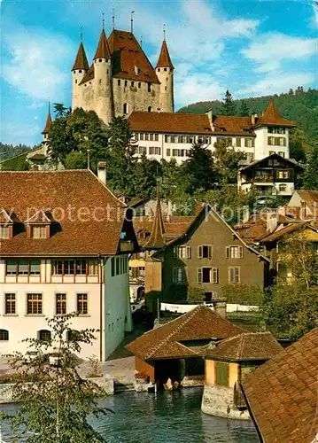 AK / Ansichtskarte Thun BE Ortsmotiv mit Schloss Kat. Thun