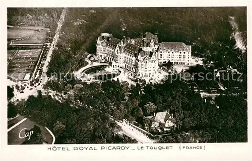 AK / Ansichtskarte Le Touquet Paris Plage Fliegeraufnahme Hotel Royal Picardy Kat. Le Touquet Paris Plage